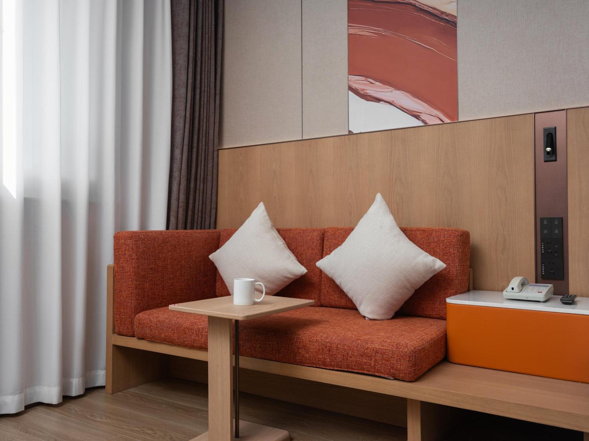 Holiday Inn Express Shangdi Beijing By Ihg L Next To Yuanmingyuan Park & Subway & Qinghe Railway Station & Beijing Sport University L Taxi 15 Minutes To Summer Palace & Peking University & Tsinghua University L 20 Minutes To Badaling Great Wall By Ra Exterior foto